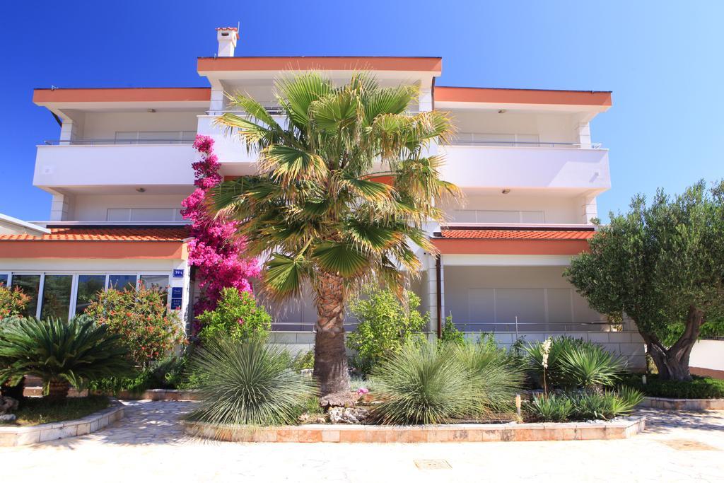Apartments Spirito 로고즈니차 외부 사진